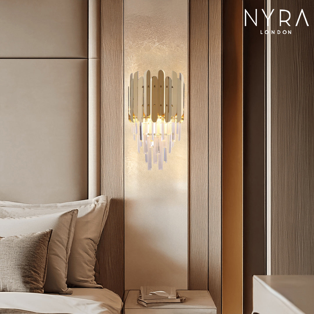 The Ivy Crystal Wall Lamp
