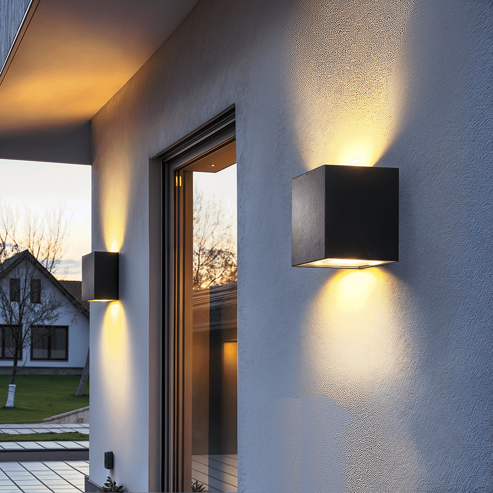 Nicole LED Wall Lamp