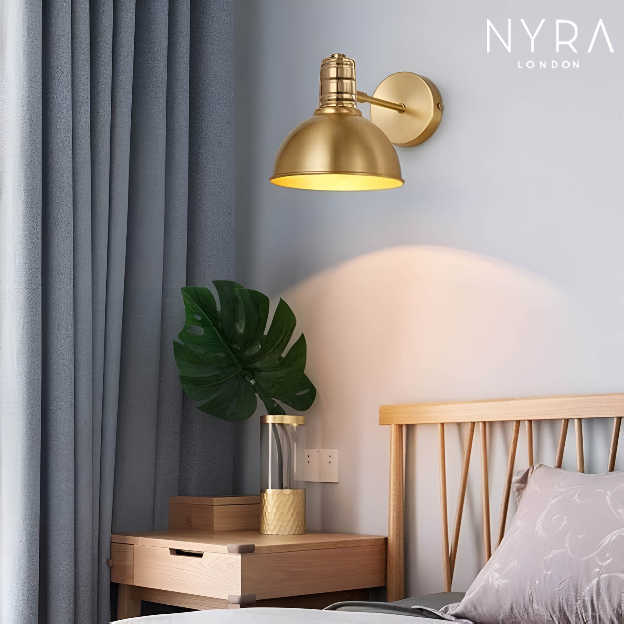 Arm Mounted Antique Wall Lamp