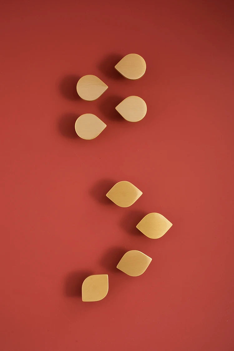 NYRA Knob & Pull Bar