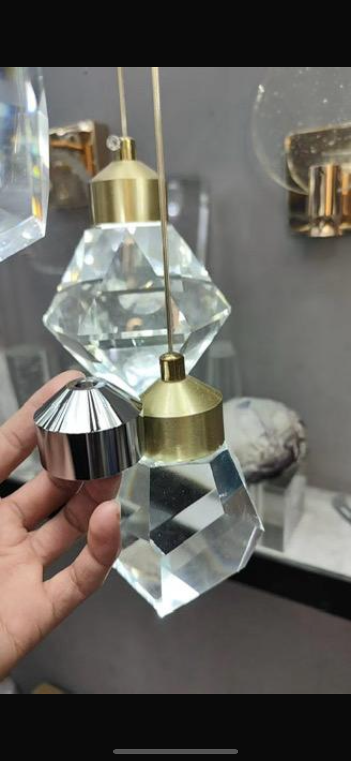 450cm cords
200cm x 20cm ceiling plate
Chrome silver finish
3 year warranty
Dimmable