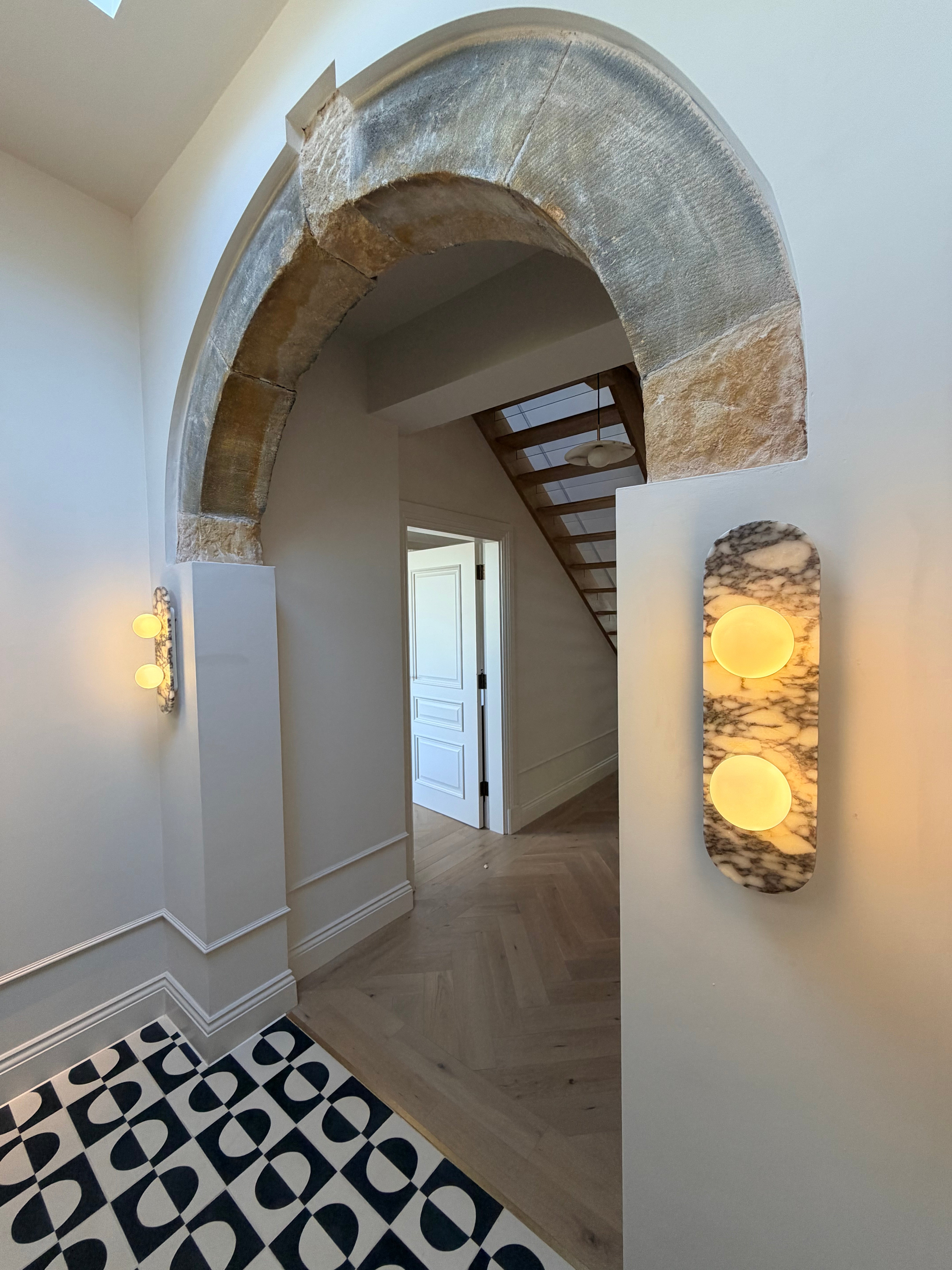 Zyotra Marble Wall Lamp