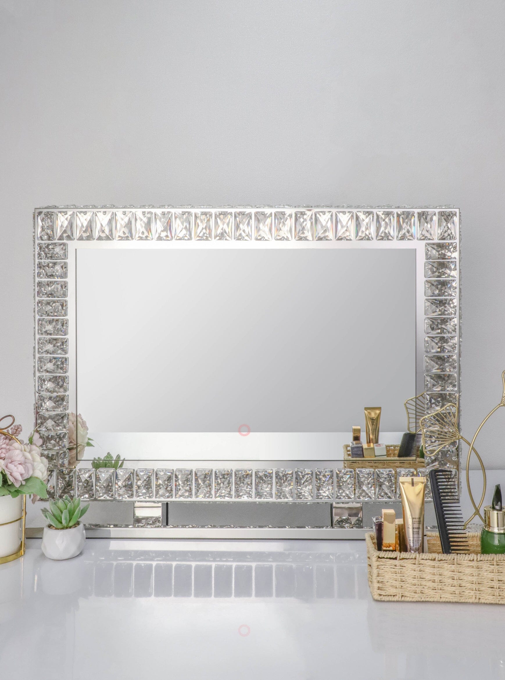 NYRA Vanity Mirror