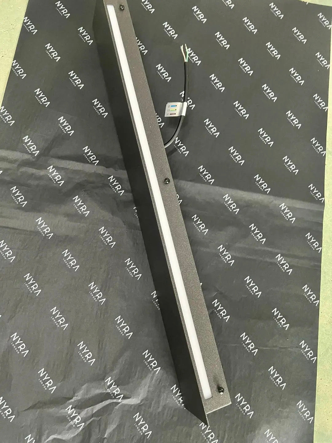 Phillips IP65 Waterproof Wall Lamp