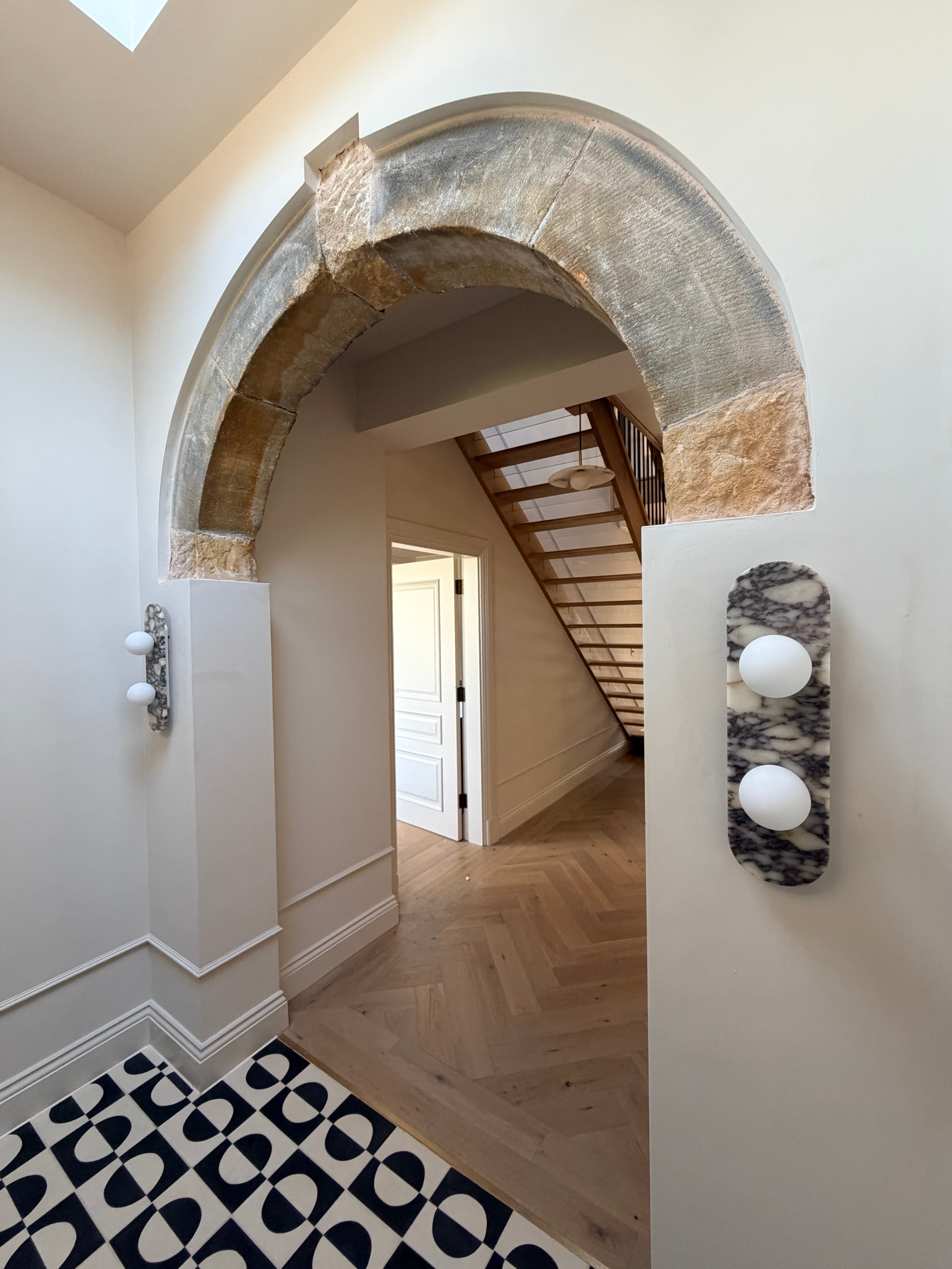 Zyotra Marble Wall Lamp