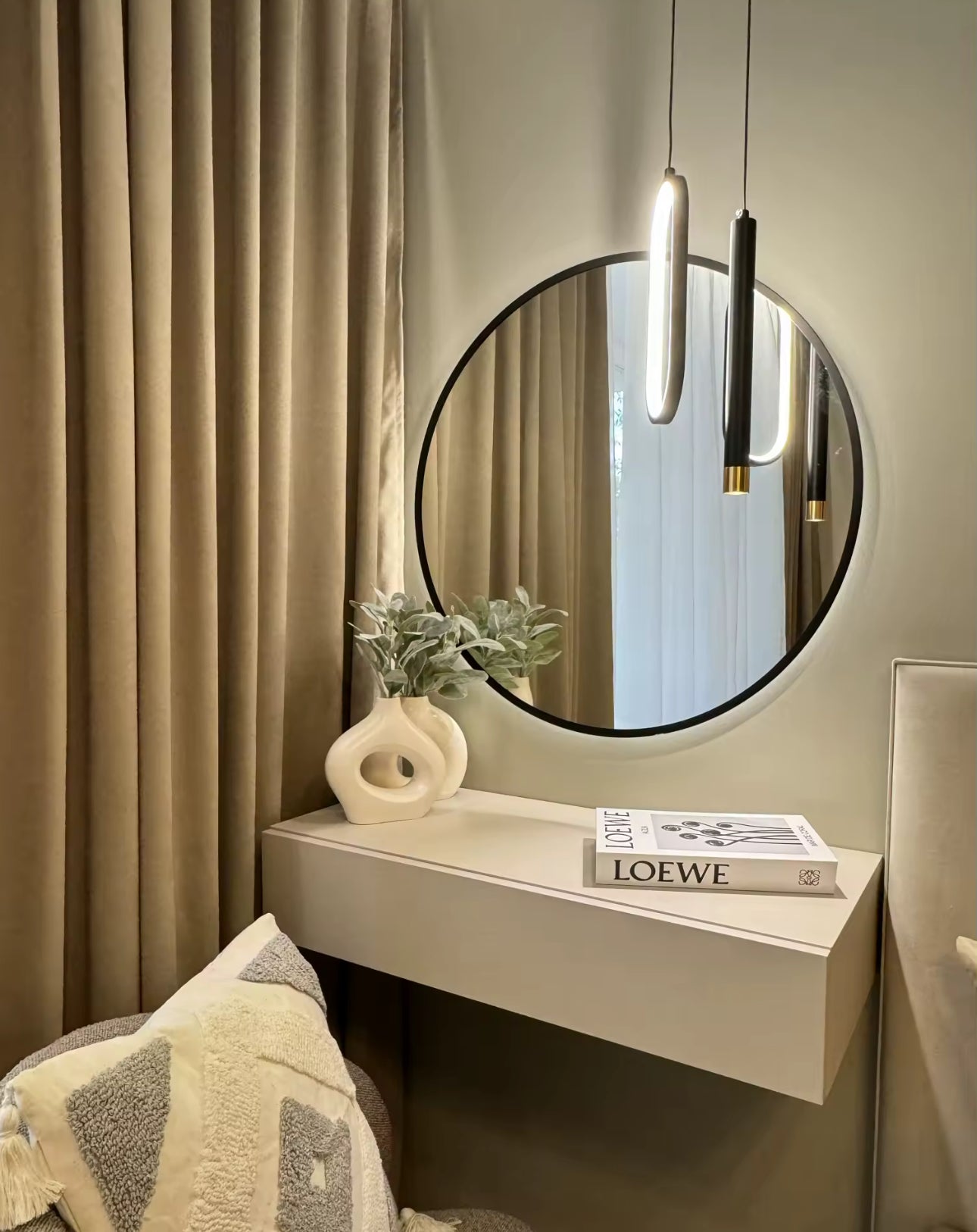 Lustre Minimalist Pendant
