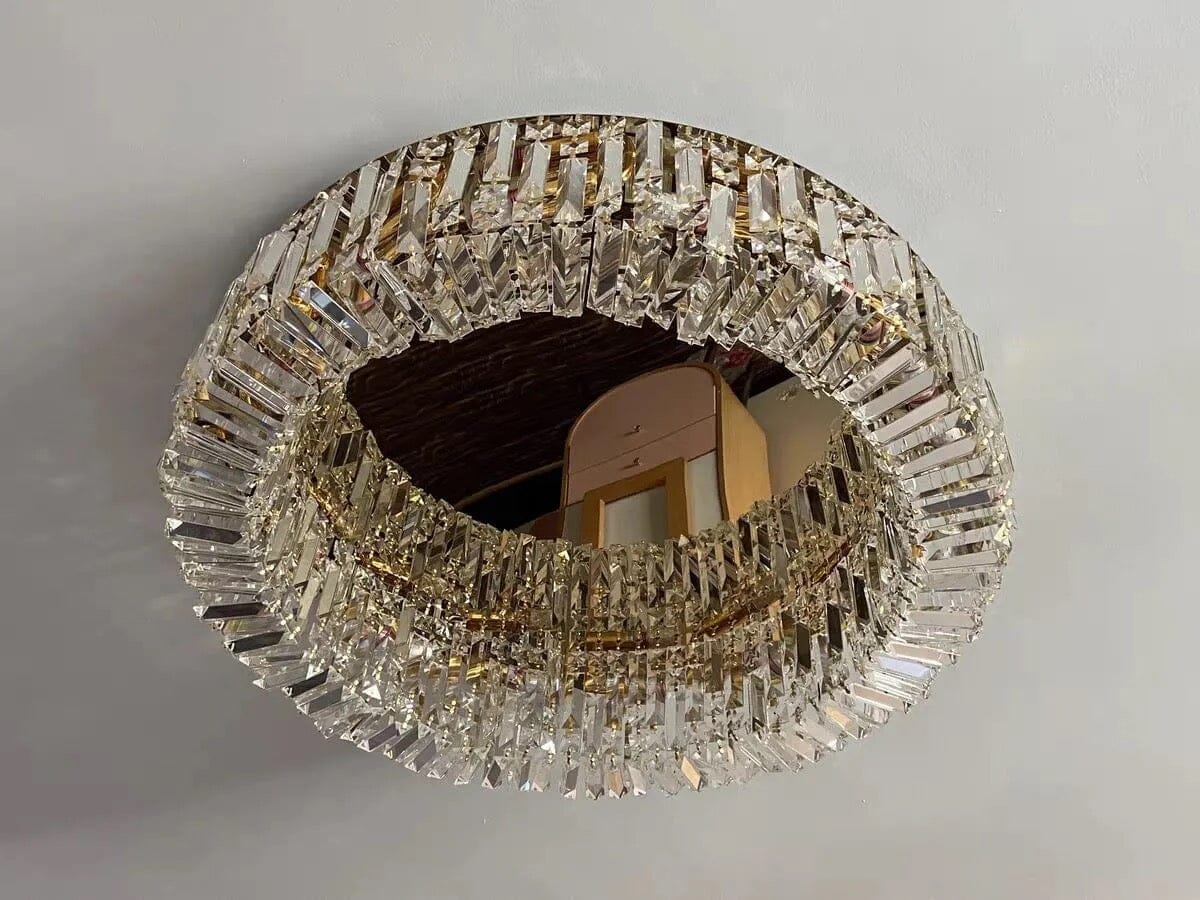 The Royal Ring - Chandelier Light