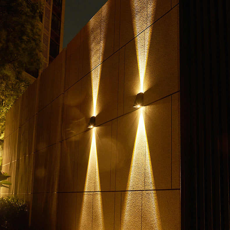 Lucien LED solar wall lamp