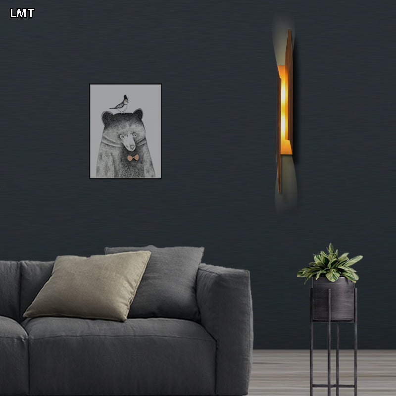 Nyra Folding Wall Lamp