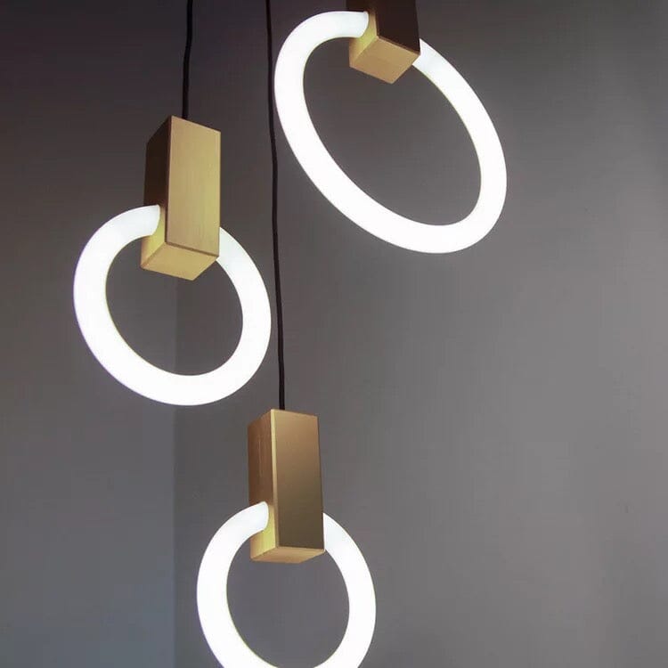 Pendulum Lights