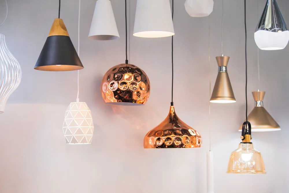 How to Choose the Perfect Vaulted Ceiling Lighting for a Modern Home
