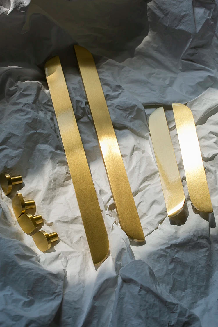 NYRA Knob & Pull Bar