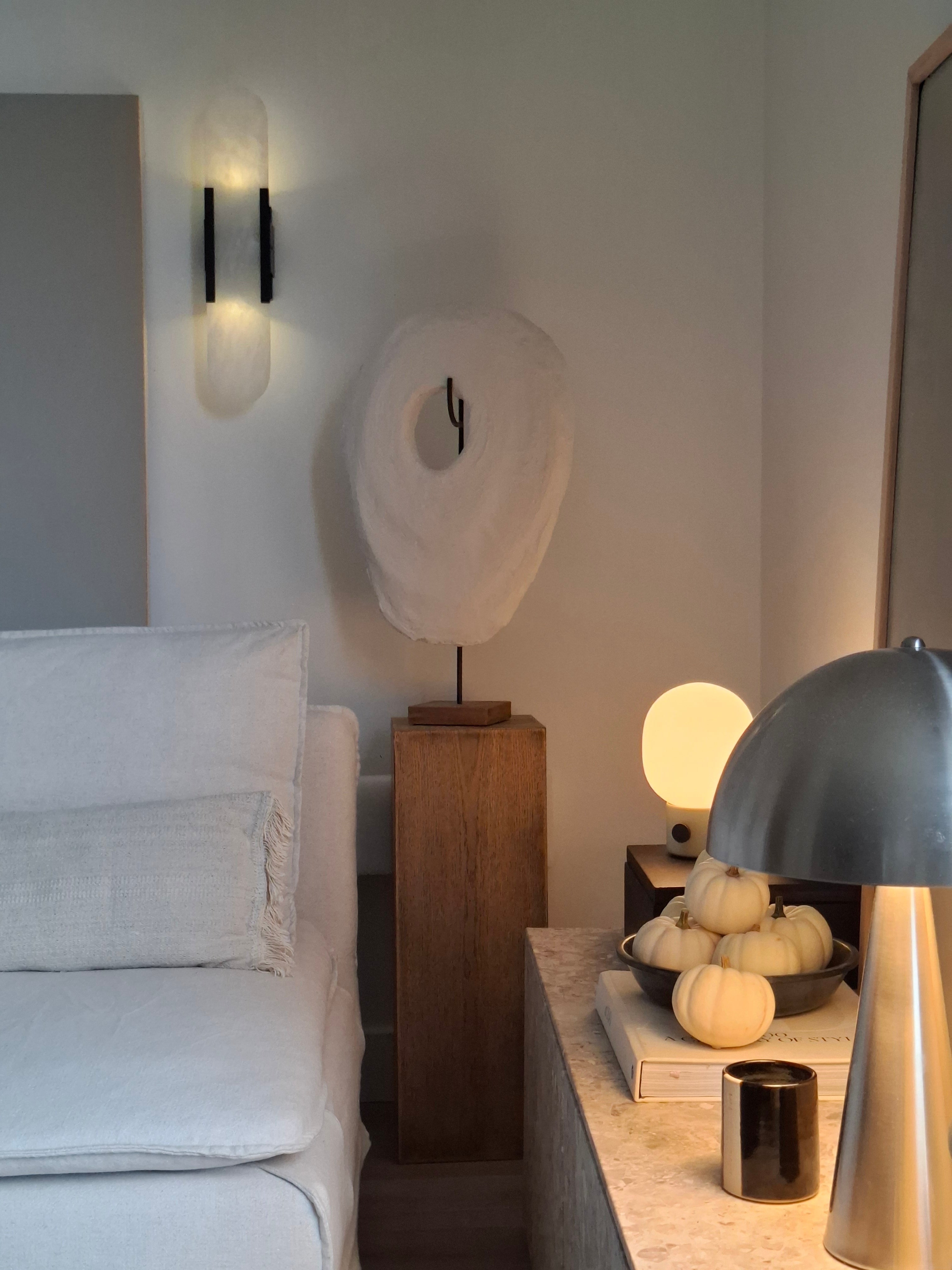 Royal Marble Wall Lamp Black 50cm (Open box)