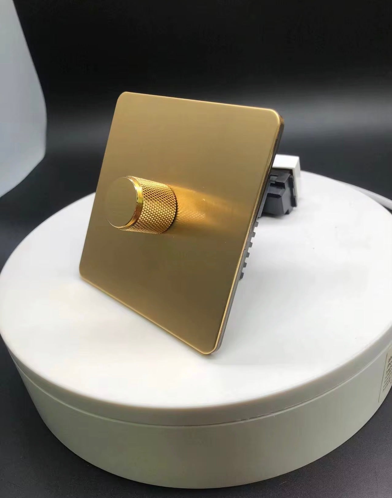 NYRA Customisable Dimmer Switches