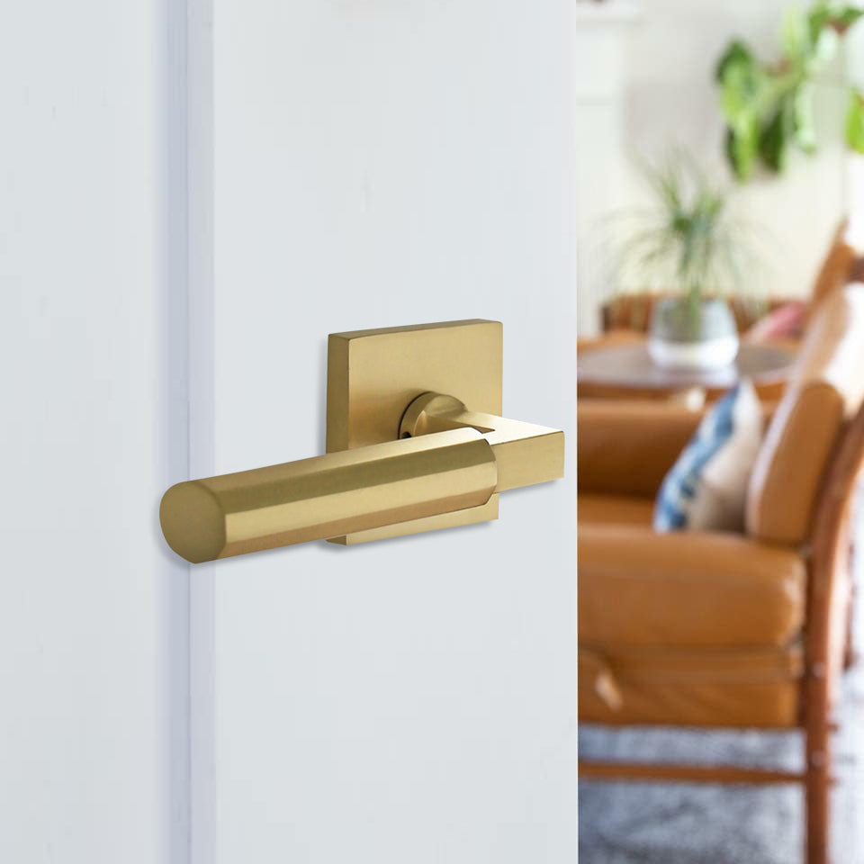 Reversible l Door Handle