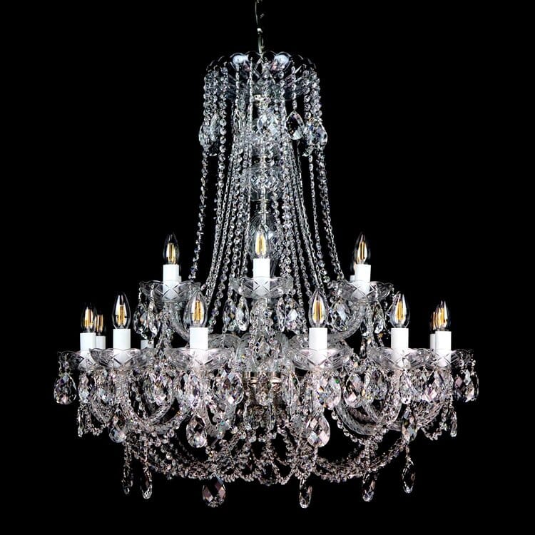 Classe Elevated Crystal Chandelier