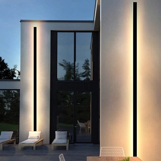 Veronika Outdoor Lamp