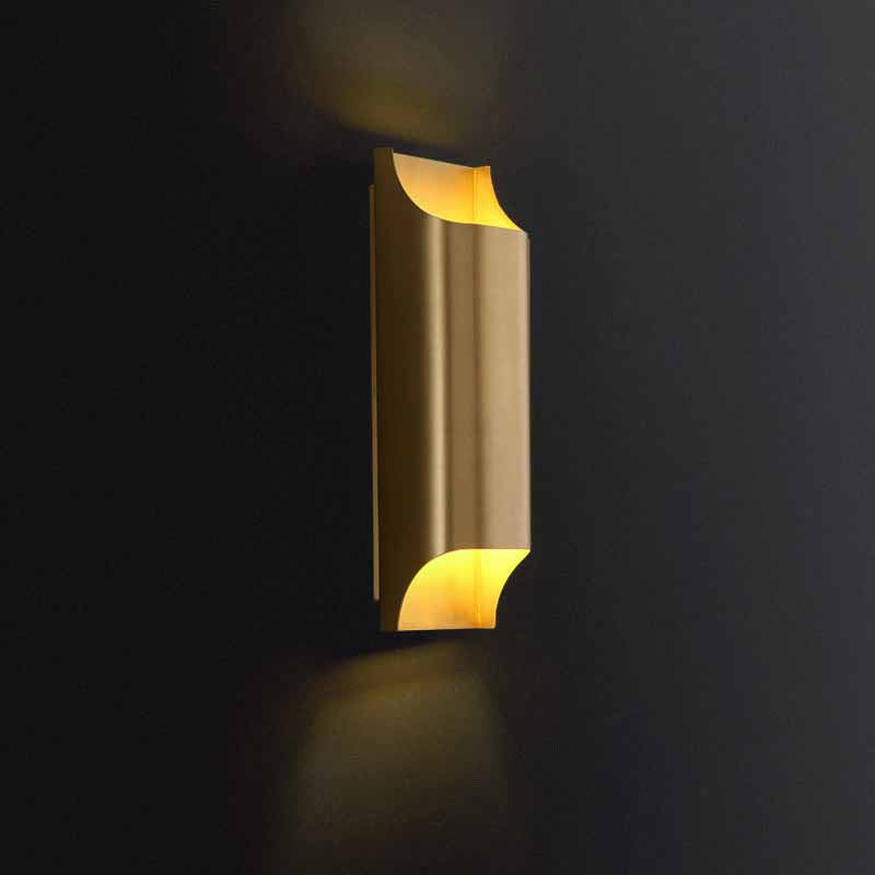 Alera Wall Lamp