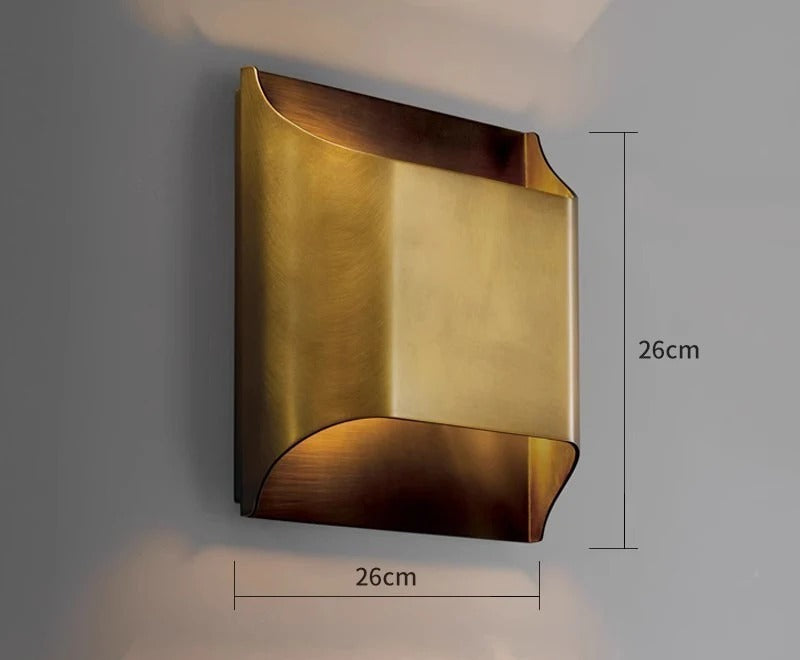 Alera Wall Lamp