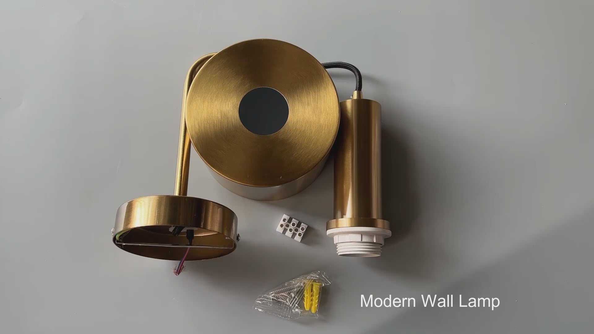 Alma Gold Wall Lamp