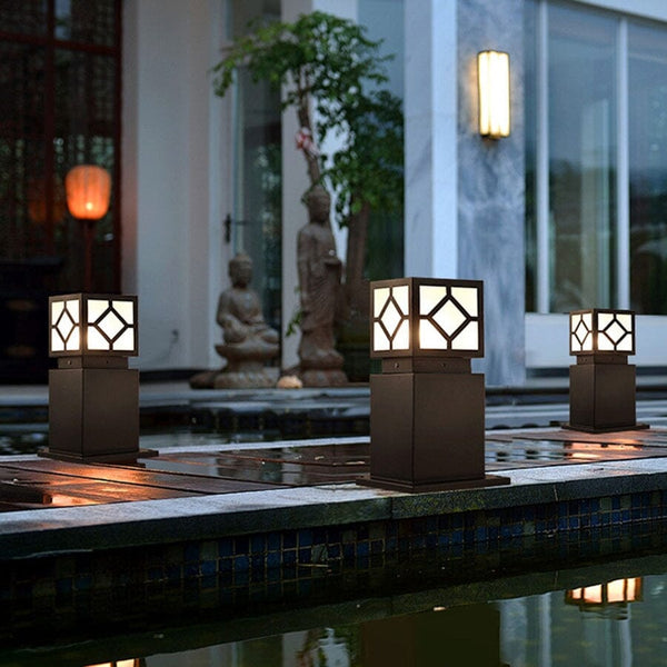 Premium Japanese Square Courtyard Lamp