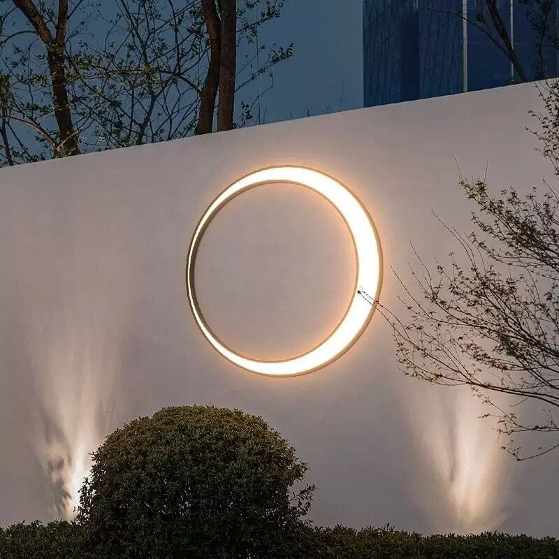 Full Moon Outdoor Wall Lamp