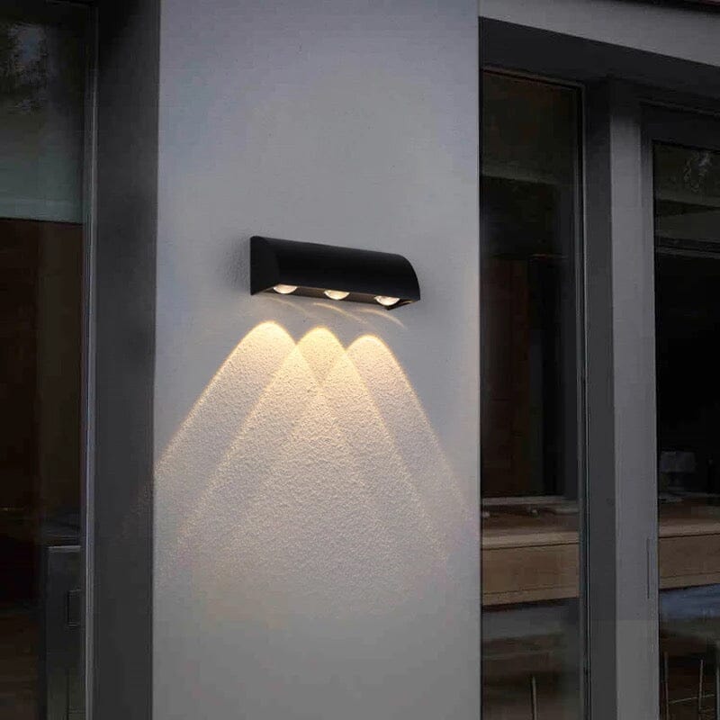 Brawn Outdoor Lamp