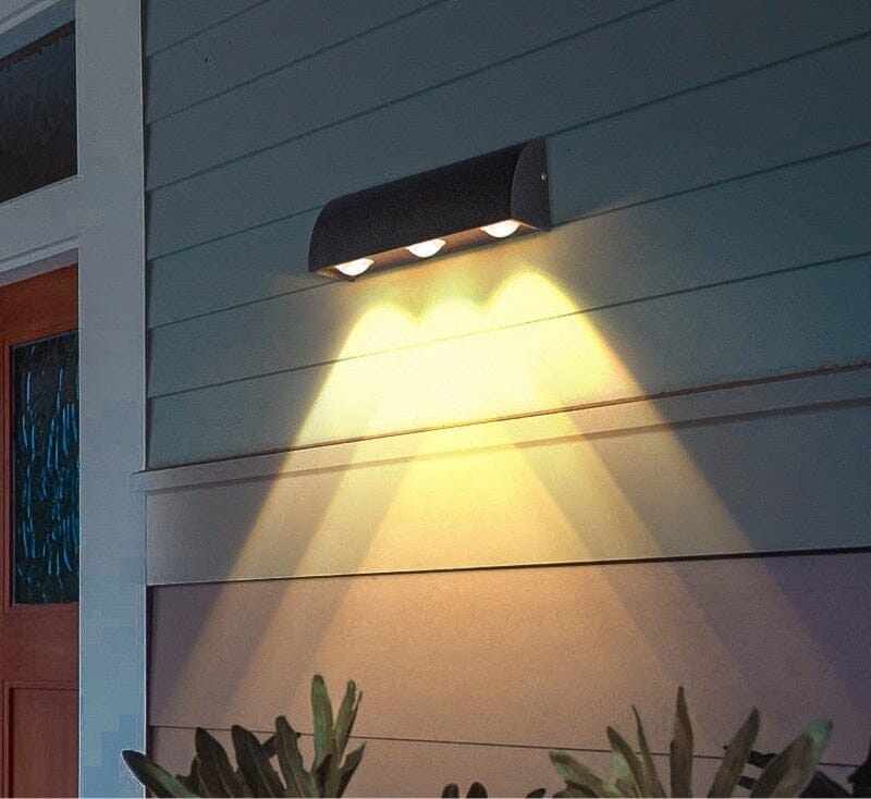 Brawn Outdoor Lamp