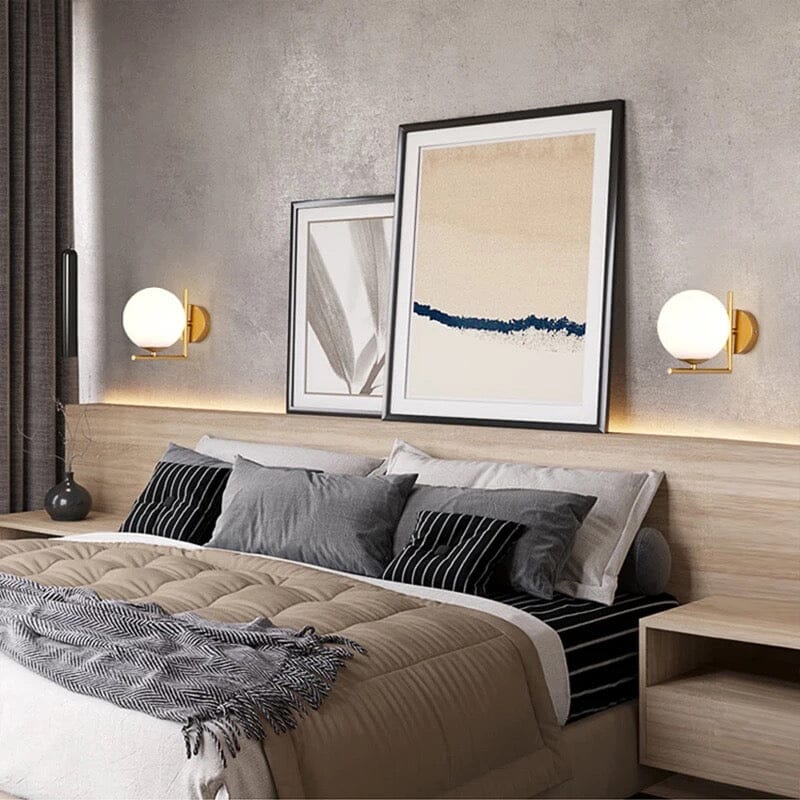 Emily wall lamp